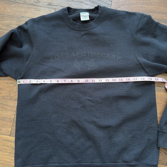 Rose Apothecary Black Crewneck Sweatshirt - Picture 5 of 11